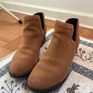 Women’s Sorel Suede Ankle Boots in Brown Size 10